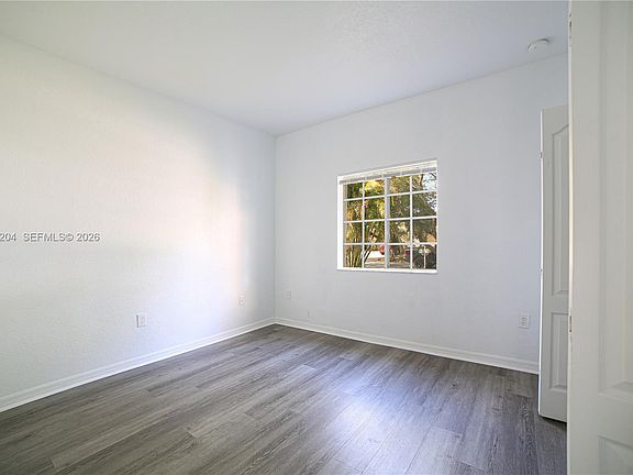 4th image of 10270 SW 225th Ln #O