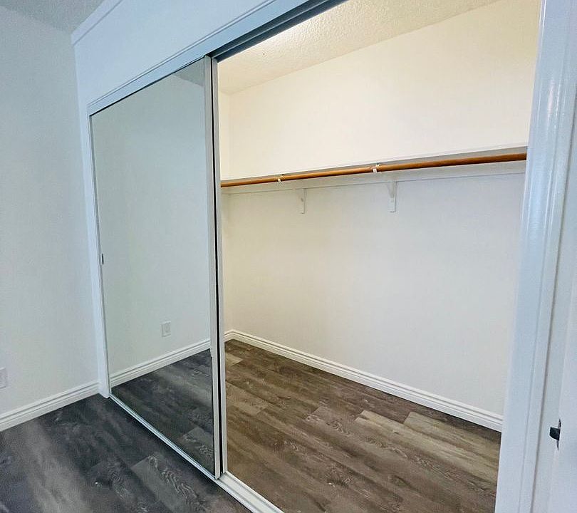 1st image of 5629 Laurel Canyon Blvd #11