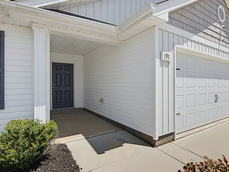 191 Steamboat Ln — Photo 29