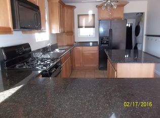 49 Hull St, Warwick, RI 02888