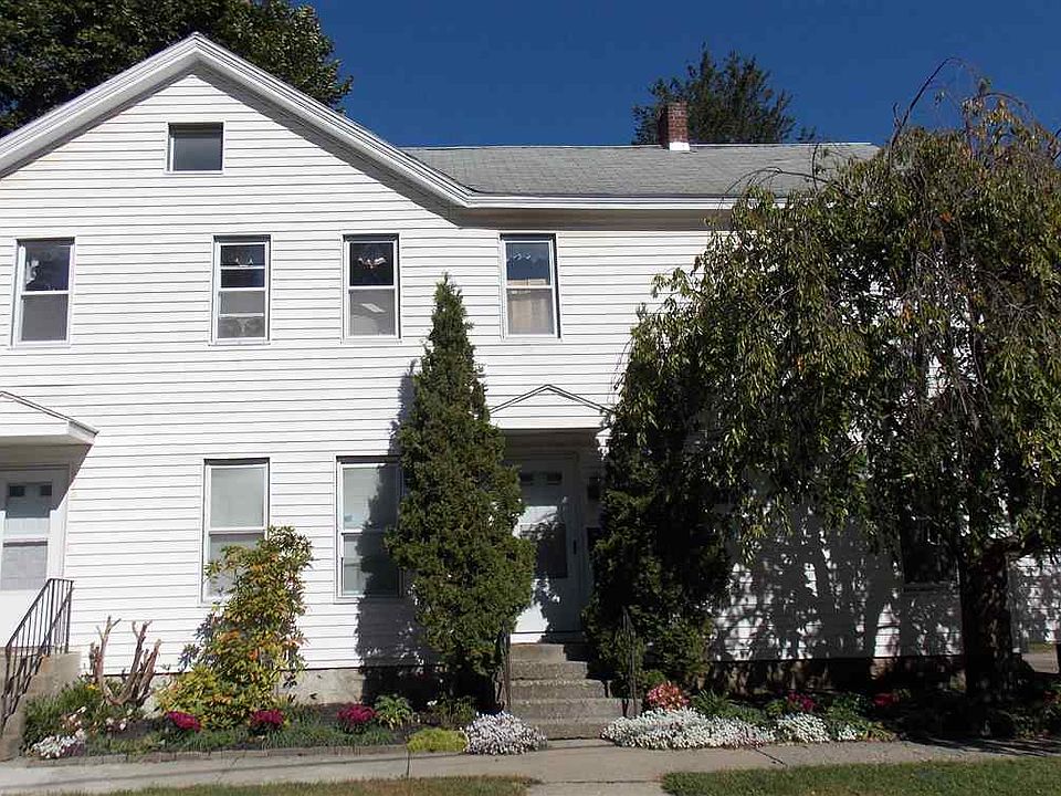 1st image of 87 Oak St