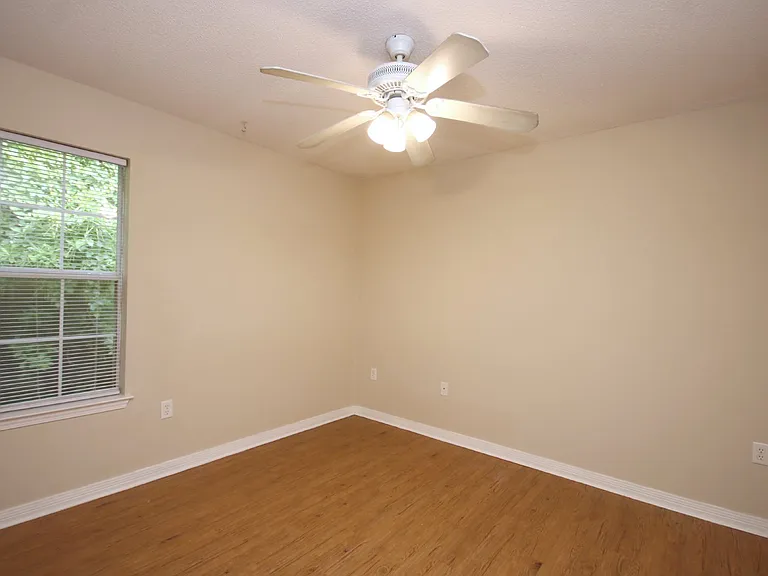 2289 Wyatt St — Photo 16