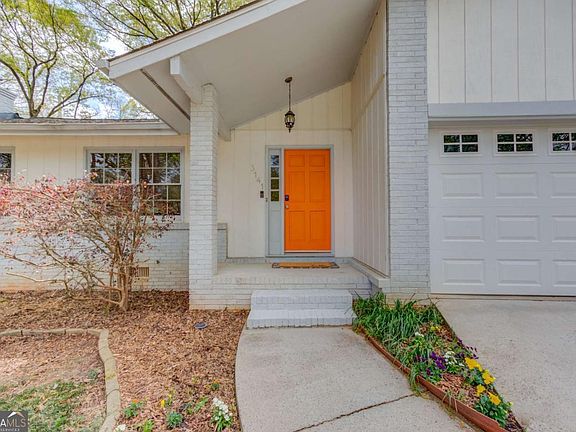 5th image of 3141 Bomar Forest Pl