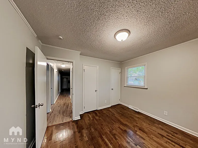 311 E Morrow Ave — Photo 6