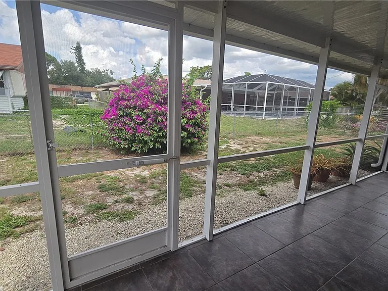 18079 Constitution Cir — Photo 18