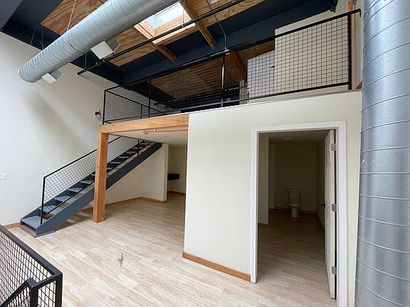 3rd image of 173 Weeden St Unit 3005