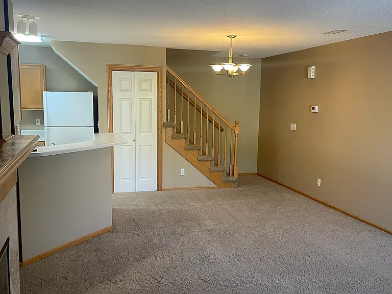 811 Burr Oaks Dr #502 — Photo 19