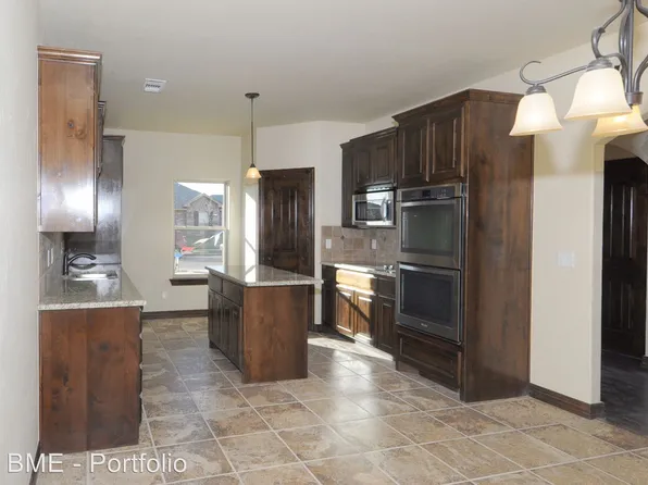 8303 Tallahassee Dr, Amarillo, TX 79118