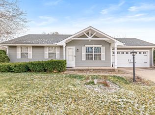 51930 Meadow Crest Dr, South Bend, IN 46628