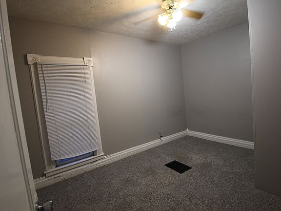 5th image of 519 W 26th St