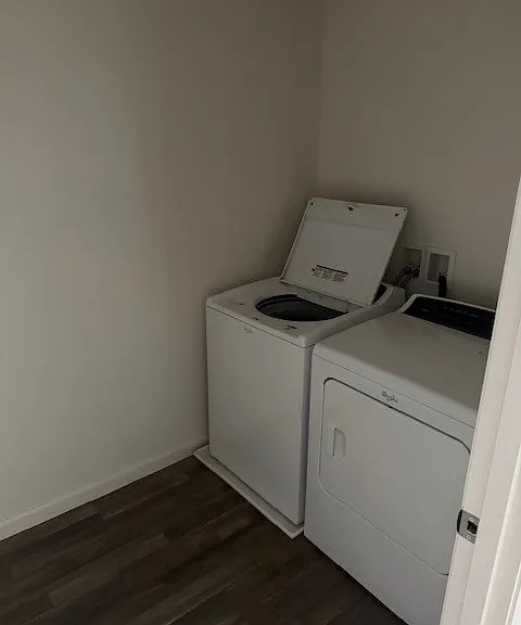 2413 Village Dr — Photo 15
