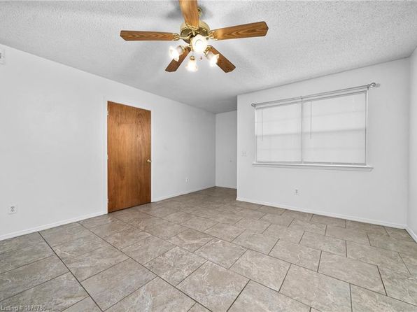 302 S Pocola Blvd #6