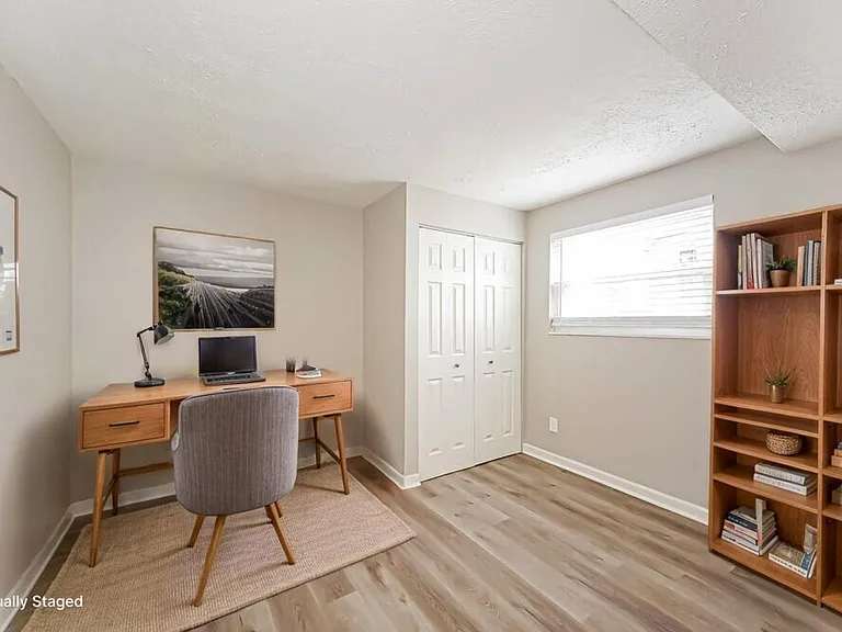 1531 Creekside Ln — Photo 18