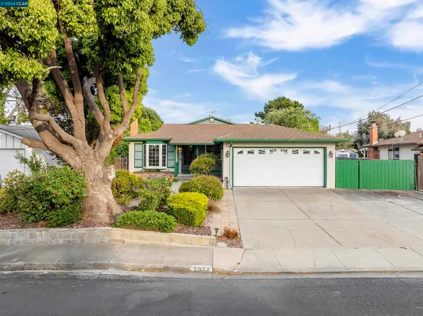 2372 Shawn Dr, San Pablo, CA 94806