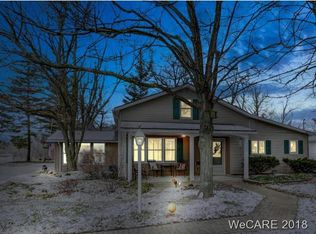 3955 Stewart Rd, Lima, OH 45801