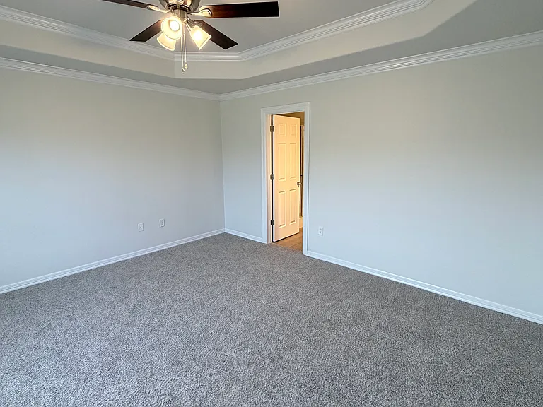 696 Galleon Ave — Photo 15