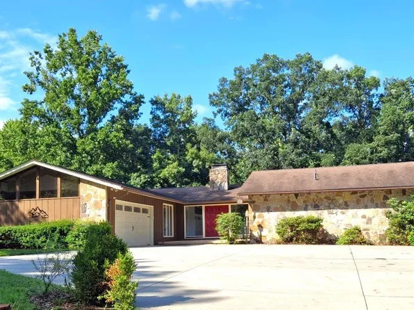 308 Chestnut St, Pearisburg, VA 24134