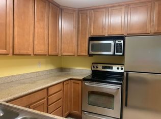 3715 Tallyho Dr APT 28, Sacramento, CA 95826