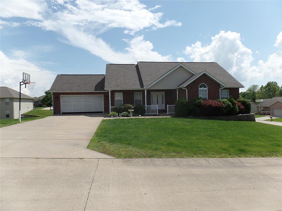1st image of 122 Shady Oaks