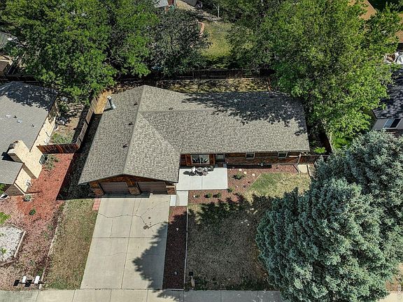 4th image of 1611 Gifford Dr