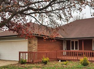 1350 E Arlington St, Springfield, MO 65803