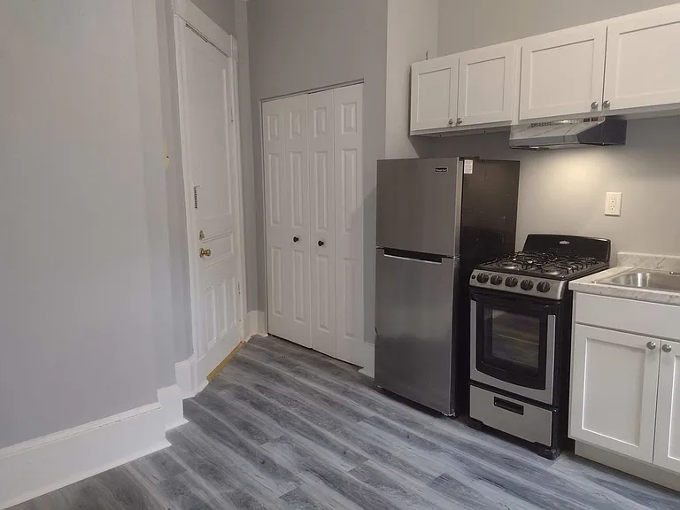 251 State LLC — Photo 16