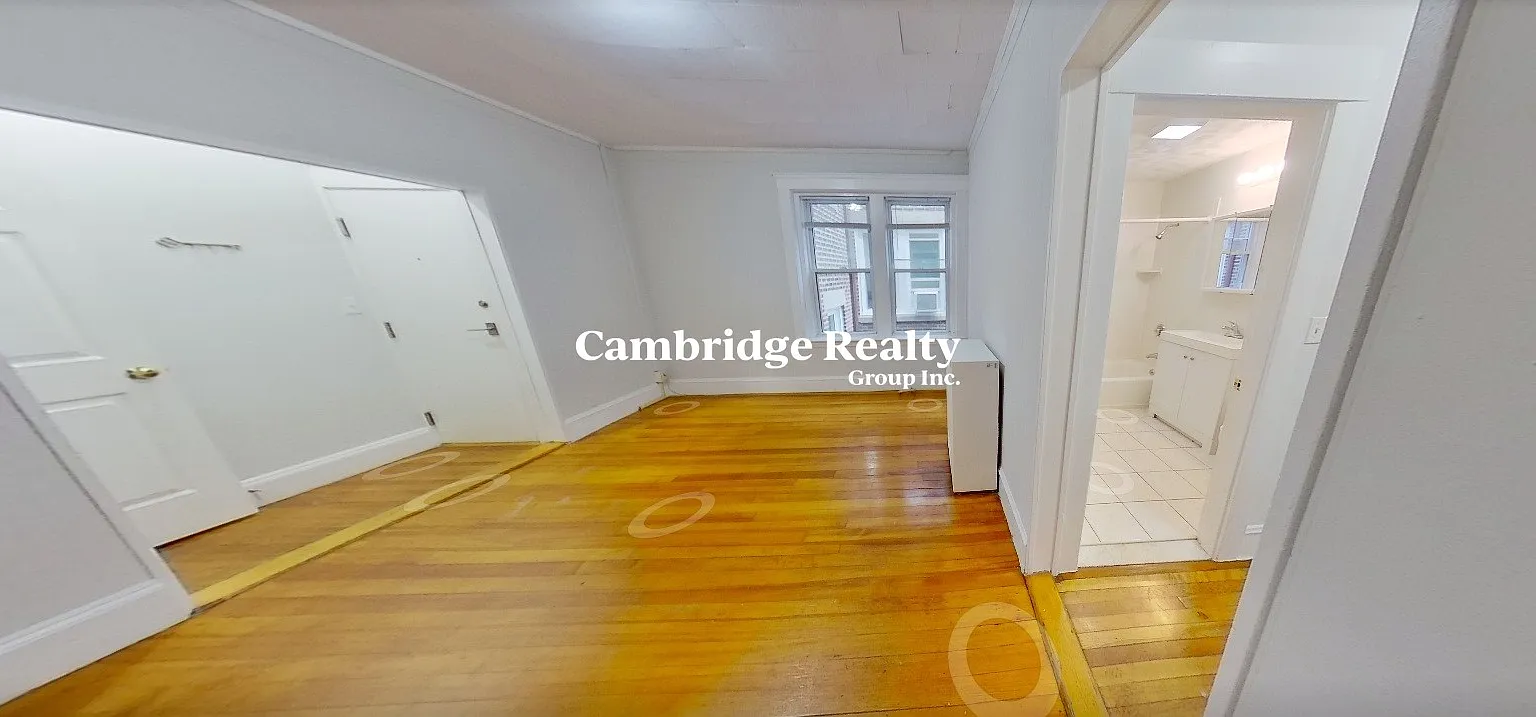 2 bed, 1.0 bath, 752 sqft, $3,650 — Photo 4