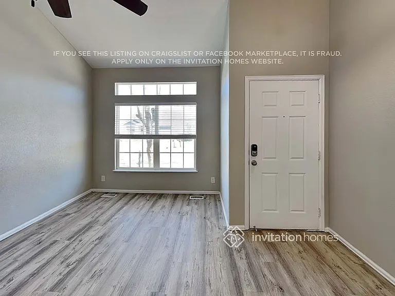 9678 Lansing Cir — Photo 5