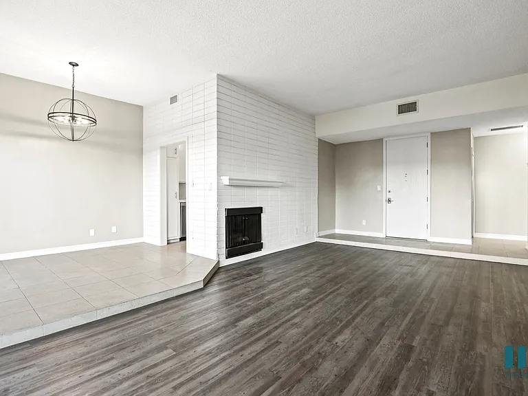 Open-Concept Dining and Living Room