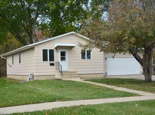 807 S Mill St, Decorah, IA 52101
