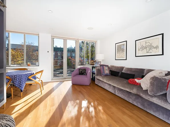 525 E 11th St APT 6C, New York, NY 10009