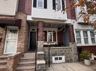 2432 S 3rd St, Philadelphia, PA 19148