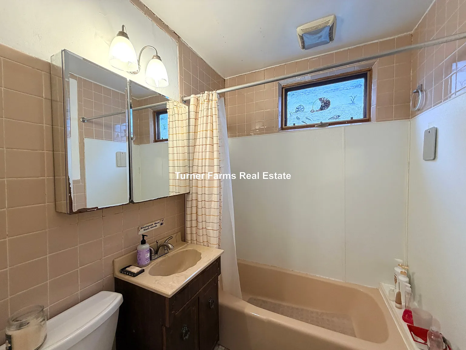 3 bed, 999 sqft, $3,700 — Photo 4