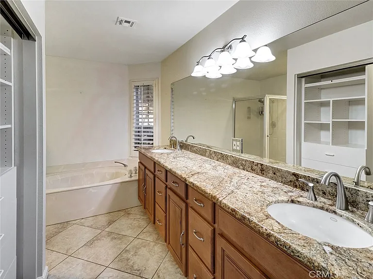 76871 Castle Ct — Photo 16