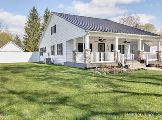 138 N Sherman St, Sheridan, MI 48884
