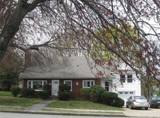 53 Lenox St, Lawrence, MA 01843