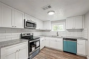 10694 Pine St — Photo 19