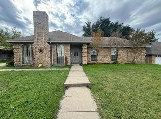 10192 Wandering Way St, Fort Worth, TX 76126