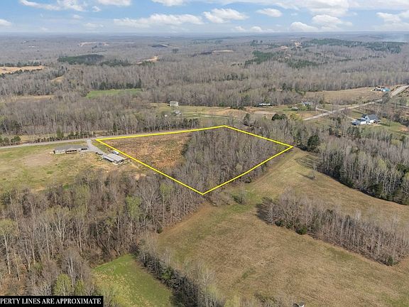 4th image of 362 Hayes Ridge Rd