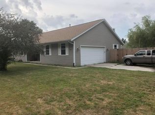 702 W Main St, Mahomet, IL 61853