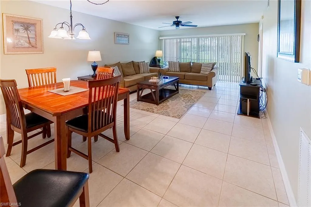2 bed, 2.0 bath, 1184 sqft, $4,500 — Photo 4