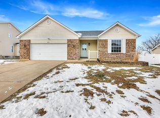 423 Birchwood Dr, Moscow Mills, MO 63362