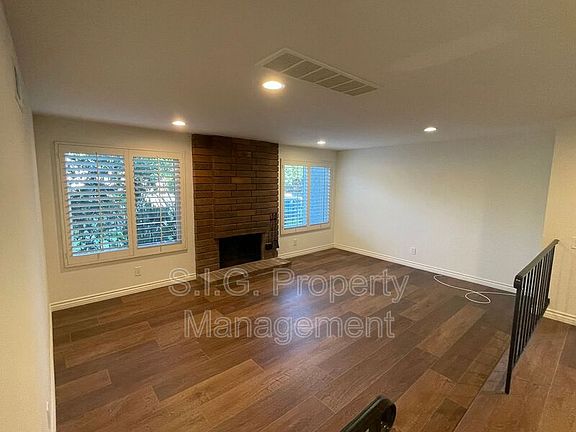 5th image of 729 Starlight Heights Dr