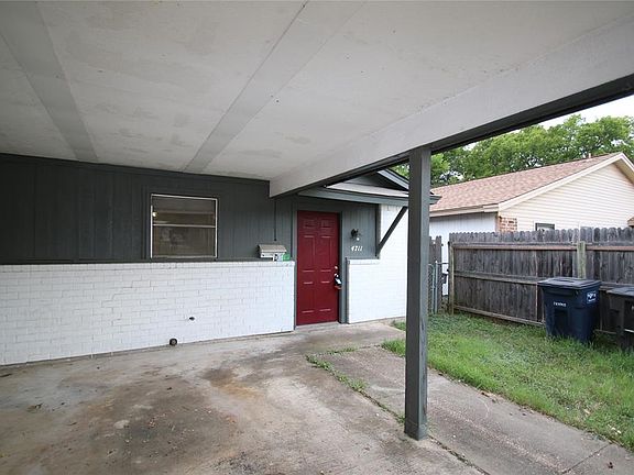 5th image of 4709 Houghton Ave #4711