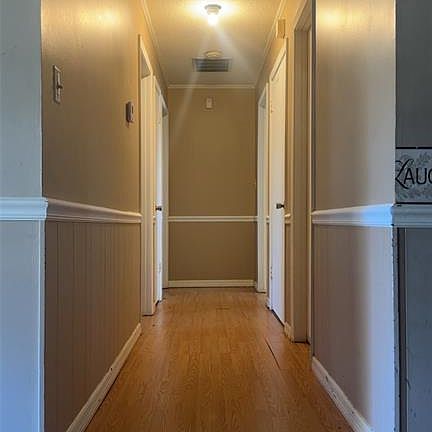 4th image of 909 Glenn Dr