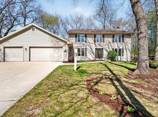 754 Timber Ridge Drive, Oregon, WI 53575