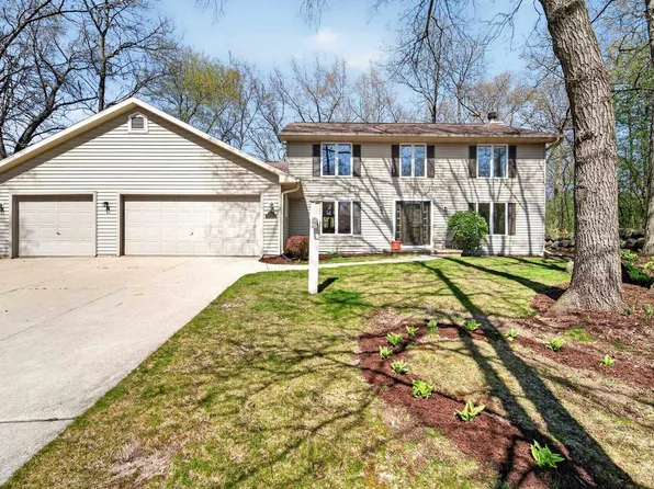 754 Timber Ridge Drive, Oregon, WI 53575