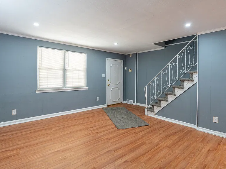 7101 Dorel St — Photo 4