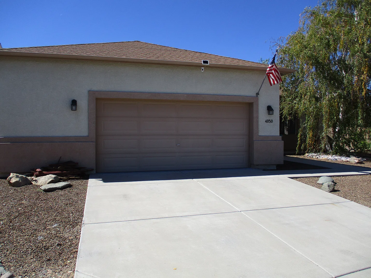 3 bed, 1732 sqft, $2,500 — Photo 1