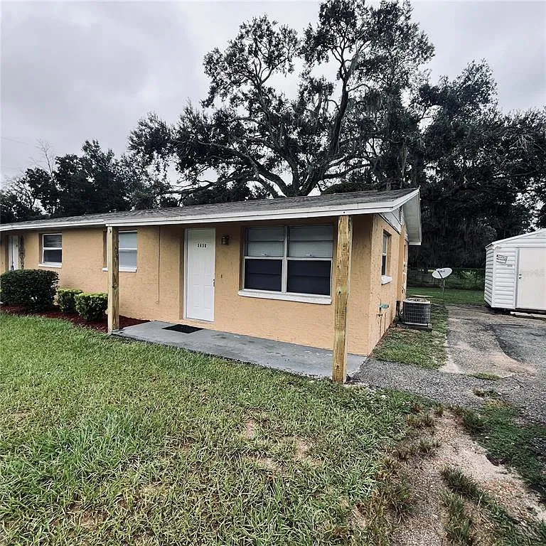 2 bed, 1.0 bath, 702 sqft, $1,400 — Photo 1